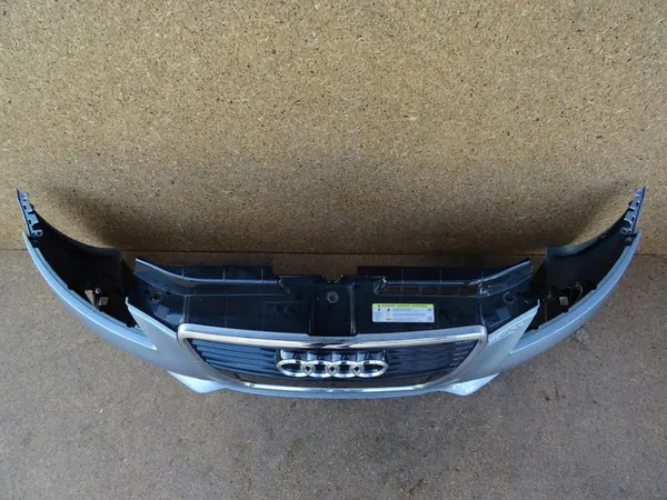 AUDI A3 8P LIFT S-LINE Parachoques Delantero Completo OEM image 4