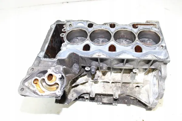 Bloco Motor BMW N42 OEM 7506329 - Estado Usado image 2