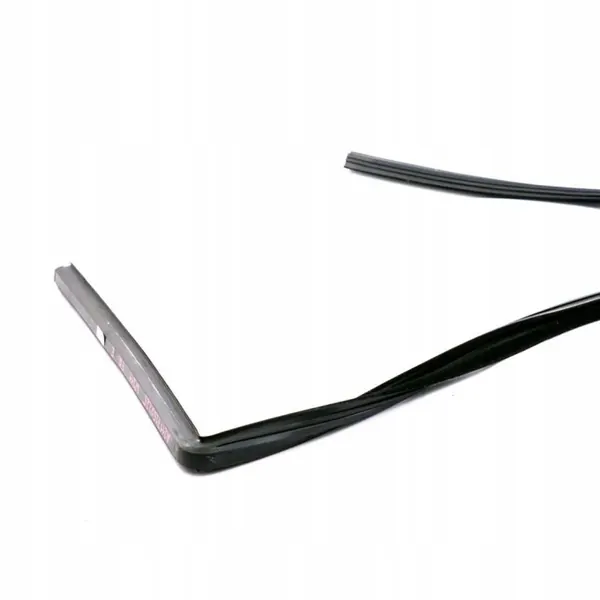 Joint de fenêtre avant droit Mercedes W211 OEM A2117250225 image 10