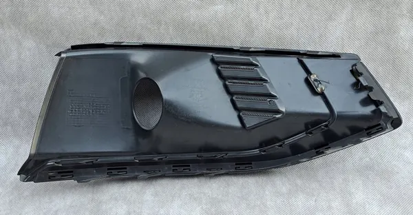 Rejilla de Parachoques Delantero Izquierda Audi A4 B9 Lift 8W0807681AK image 7