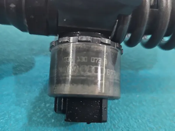Pompe à lave-glace OEM 0414720403 testée 2.0 TDI image 3