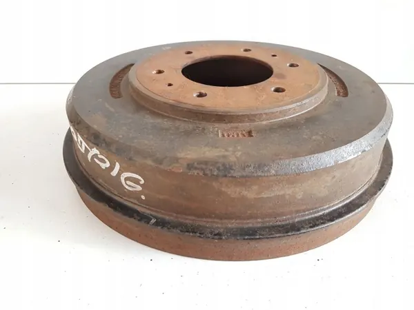 Tambour de frein arrière OEM MN102439 - État utilisé image 4