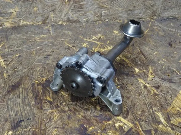 AUDI A3 8P GOLF V SEAT LEON II 2.0 TDI Olje Pump OEM 03G115105 image 5