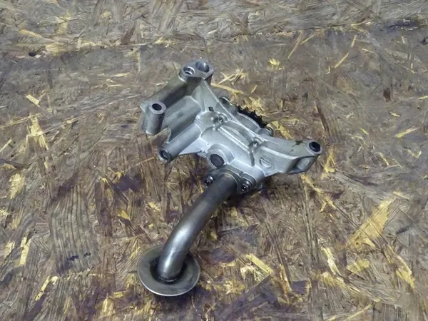 AUDI A3 8P GOLF V SEAT LEON II 2.0 TDI Olje Pump OEM 03G115105 image 7