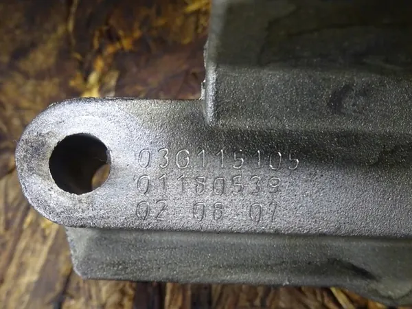 AUDI A3 8P GOLF V SEAT LEON II 2.0 TDI Olje Pump OEM 03G115105 image 8