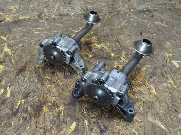 AUDI A3 8P GOLF V SEAT LEON II 2.0 TDI Olje Pump OEM 03G115105 image 9