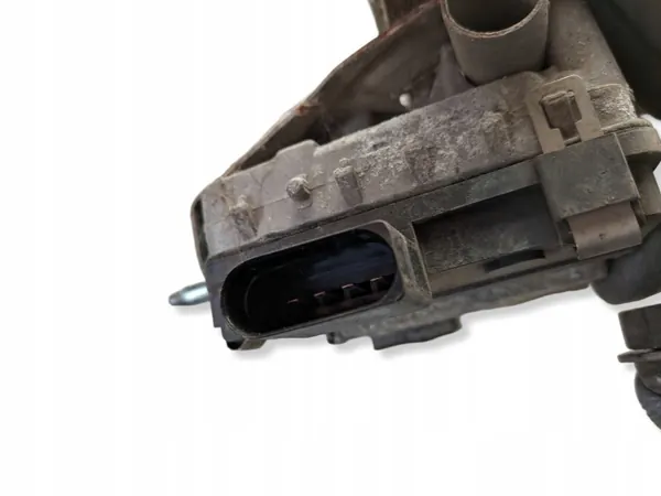 OEM 0390241718 Etupyyhkijämoottori VW Touran I:lle image 5