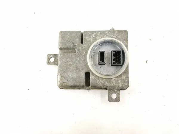 Mercedes-Benz GLK (X204) Xenon Converter 2009 A2048703226 image 3