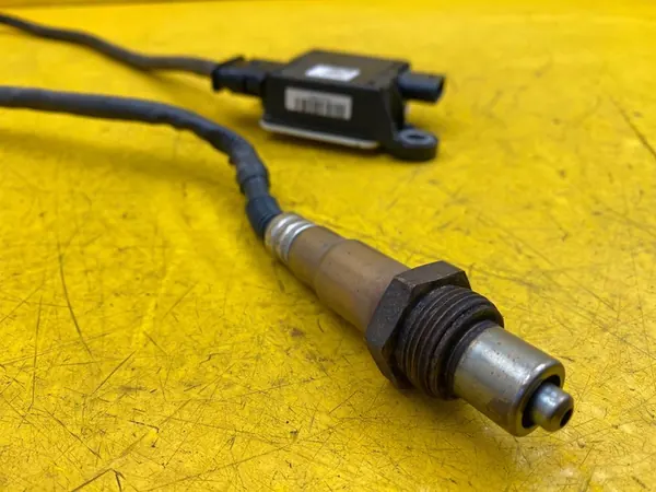 Sensor Lambda Volvo 32203676 image 4