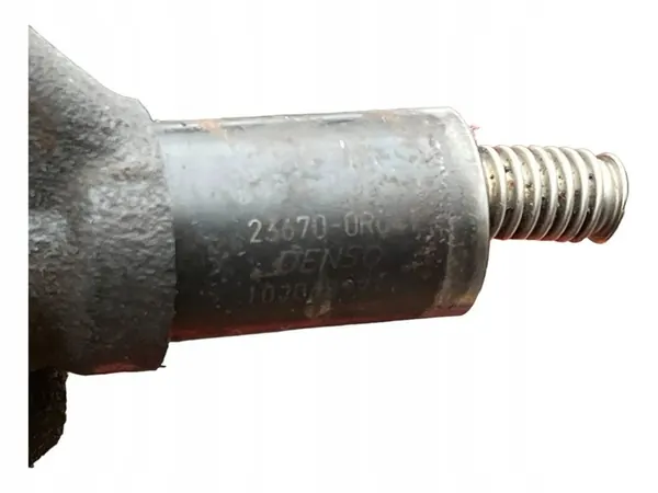 Injektor Toyota Avensis T270 236700r041 image 4