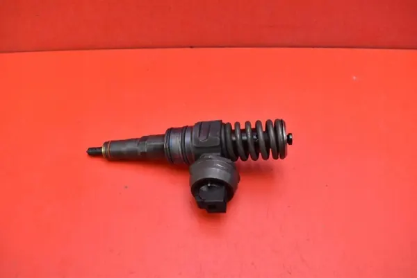 Injectiepomp OEM 038130073BP voor Skoda Praktik 1.4 TDI image 3