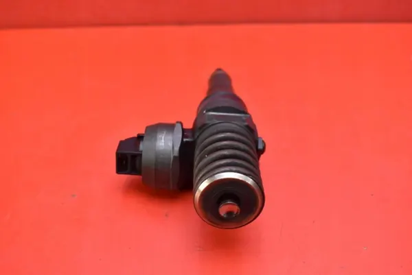 Injectiepomp OEM 038130073BP voor Skoda Praktik 1.4 TDI image 4
