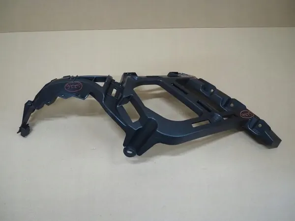 Deslizamento de montagem do para-choque traseiro esquerdo Peugeot 3008 II image 2