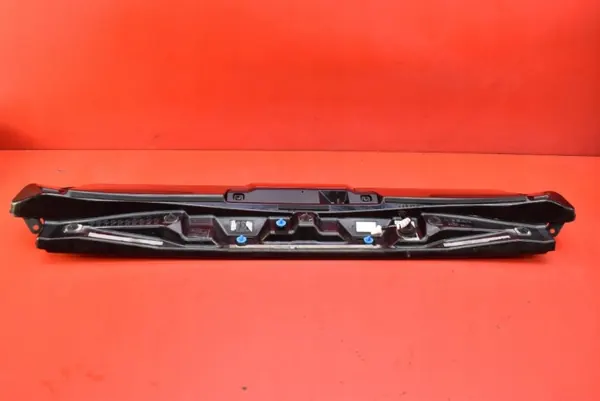 Spoiler OEM 96032-5SK0A con luz stop para Nissan Leaf image 7