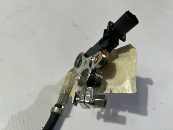 Negativ batteriklemma OEM 68169878AA image 6