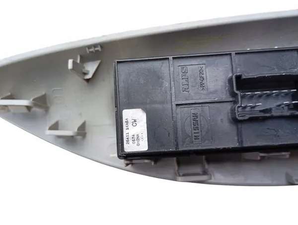 Rechter vorderer Fensterheber Schalter Nissan Juke F15 OE 254111KA5A image 3