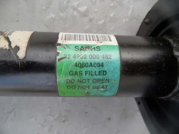 Etujousi Oikea OEM 824902000482 Mitsubishi Colt image 4
