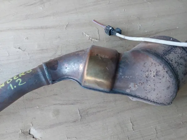 Catalyseur OEM 208024159R pour Dacia Sandero II image 3