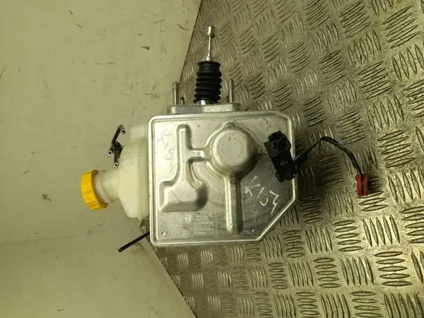 Bromspump Alfa Romeo GIULIA 2024 52119916 image 3