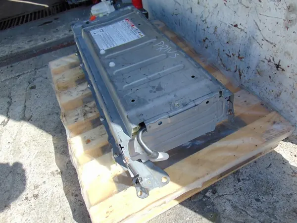 Toyota Prius III Akku OEM G9280-47080 20Ah image 7