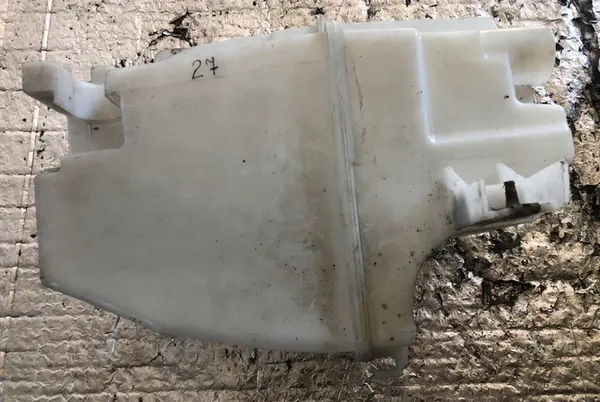 Renault Pesuainesäiliö OE 28912JY60A image 2