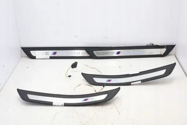 BMW G30 G31 Plaque de seuil éclairée OEM 564783212 image 2