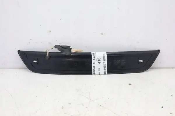 BMW G30 G31 Plaque de seuil éclairée OEM 564783212 image 3