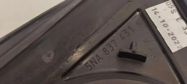 Sello de puerta delantera izquierda VW Tiguan II 5NA837431A image 3