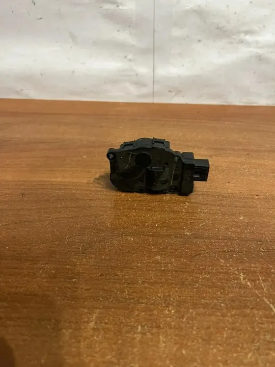 Motor de compuerta D3185 para Mercedes-Benz C W204 Diesel image 3