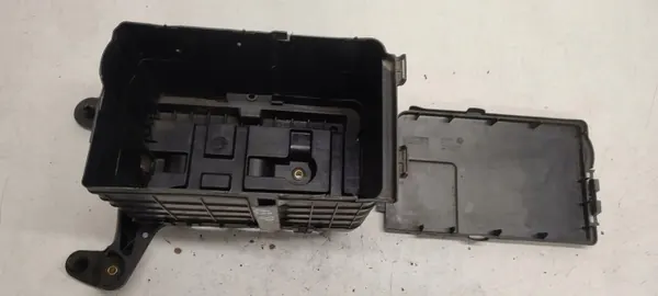 Bandeja bateria OEM 1K0915333B para Audi A3 8P image 2
