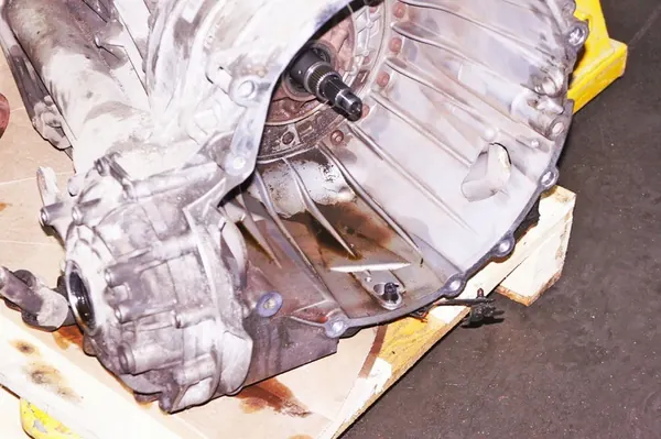 IR370 Bentley Flying Spur I Transmission 6HP-26 image 2