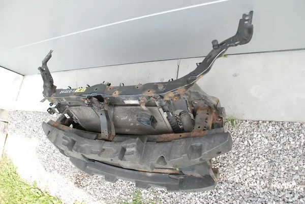 Radiatore anteriore Qashqai J10 Lift 1.6 DCI image 4