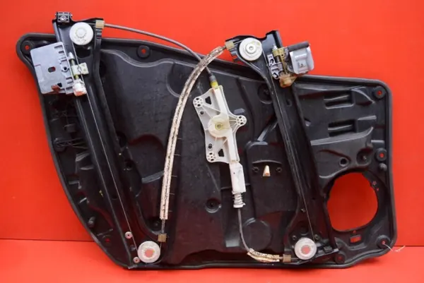 OEM A1177200279 Oikea Etuikkunan Nostin Mercedes CLA image 6