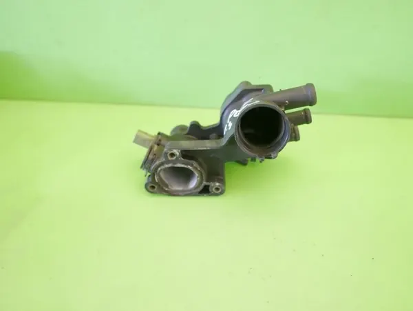 Conector de Carcasa de Termostato VW Polo III 1.4 image 3