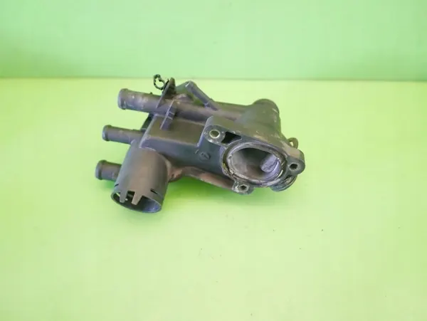 Conector de Carcasa de Termostato VW Polo III 1.4 image 6