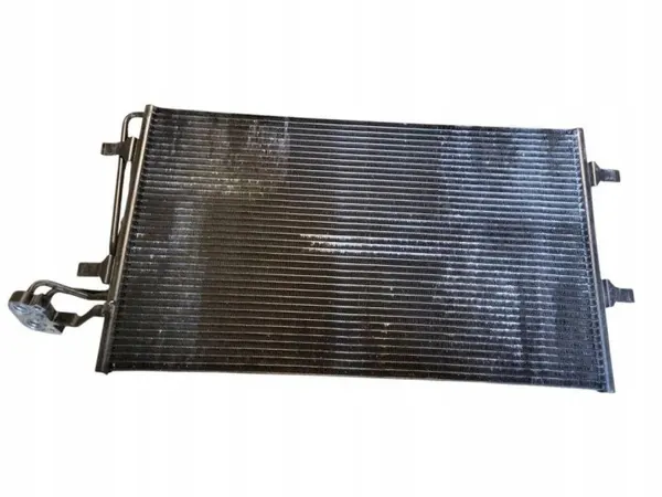 Condenseur AC d'occasion OEM 35778 pour Volvo V50 image 2