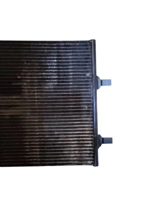 Condenseur AC d'occasion OEM 35778 pour Volvo V50 image 3