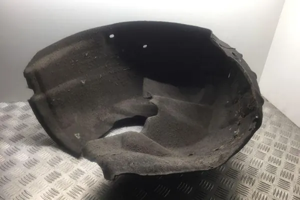 Vänster bakhjulskåpa AUDI A4 (8K2, B8) 8K0810171B image 3