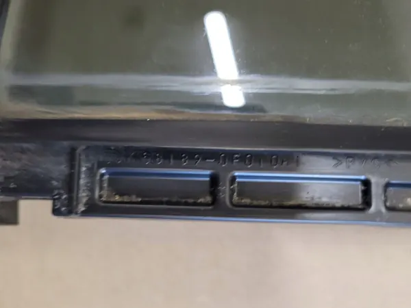 Cristal Puerta Izquierda Trasera Toyota OE 68189-0F01 image 4