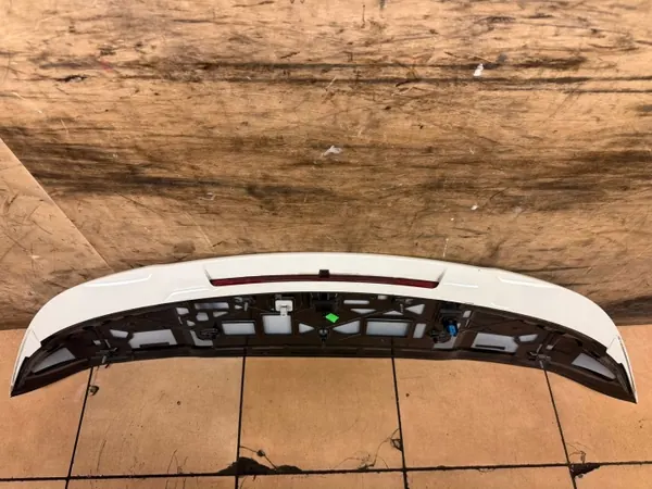 OEM A1567900188 Mercedes GLA W156 Spoiler Arrière image 4