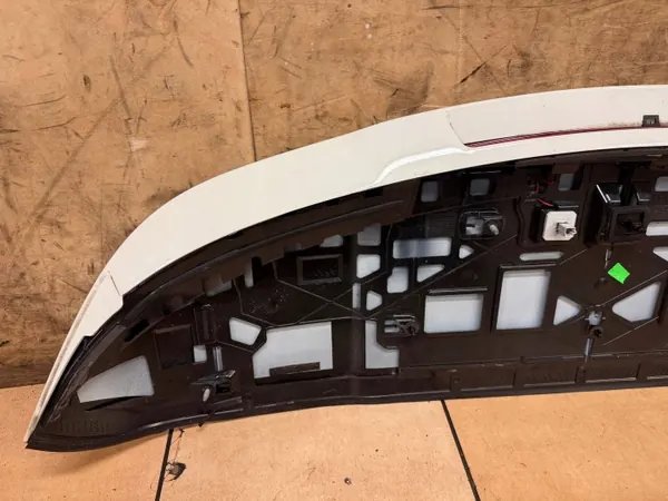 OEM A1567900188 Mercedes GLA W156 Spoiler Arrière image 5