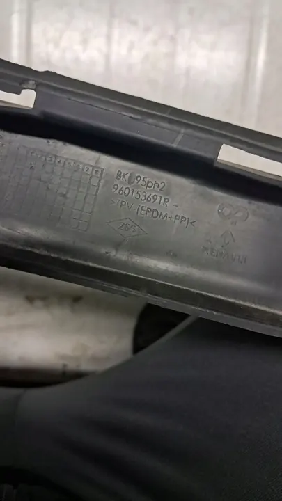 Framstötspoiler Renault Megane III 12-13 OEM 960153691R image 5