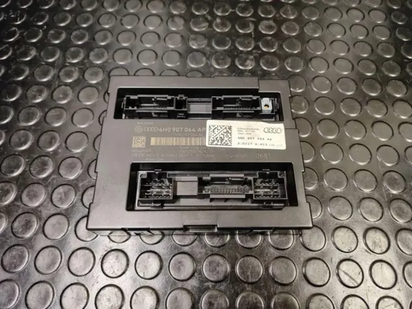Module Confort Audi A6 Avant OEM 4H0907064AP image 4