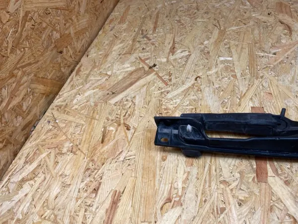 OEM 31479547 Etu Oikea Lokasuoja Volvo S60 III image 10