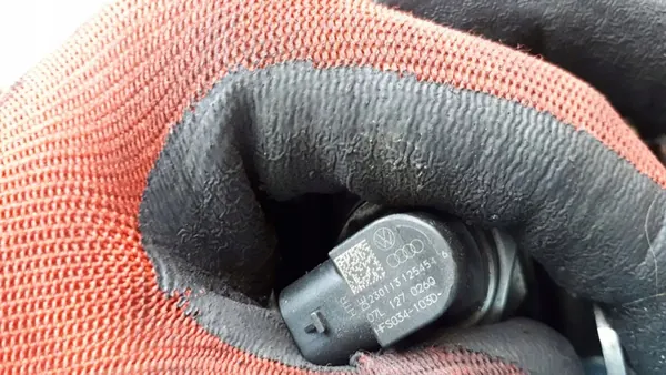 S4 B8 A4 Kraftstoffpumpe 3.0 TFSI Audi 07L127026Q image 9