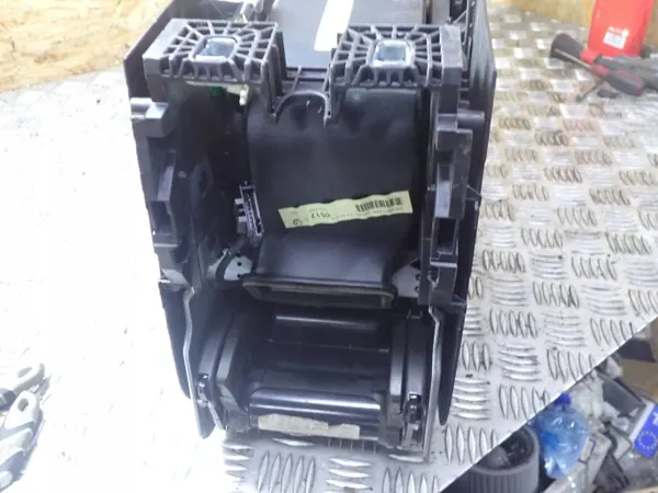 Apoio de braço consola central OEM 3C0863319AG Volkswagen Passat image 10
