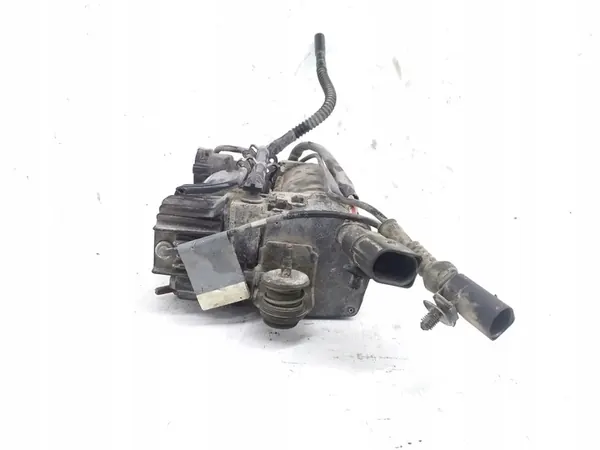 Compressore sospensione posteriore Volkswagen Touareg I 2006 OEM image 2
