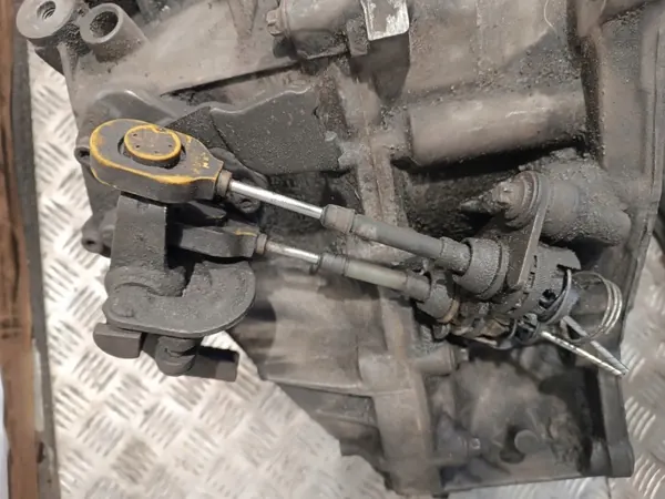Boîte de vitesses F23 pour Opel Vectra B 2.2 2002 - Occasion image 7