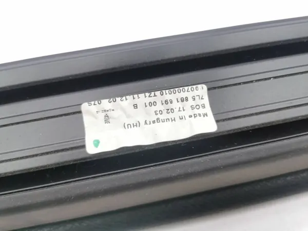 Store de coffre Porsche Cayenne 2005 OEM 7L5861691001B image 5