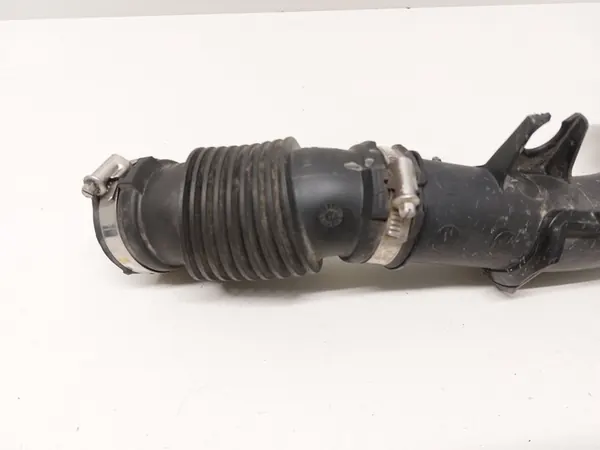 Tubo de admissão turbo Dacia Sandero III 165766PB0B image 3